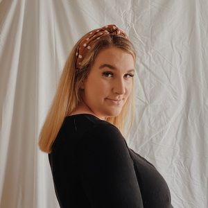 Meet your Posher, Tara